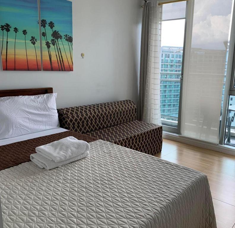 Azure Urban Resort A3 Near Airport Mall With Balcony Wavepool Manila Dış mekan fotoğraf