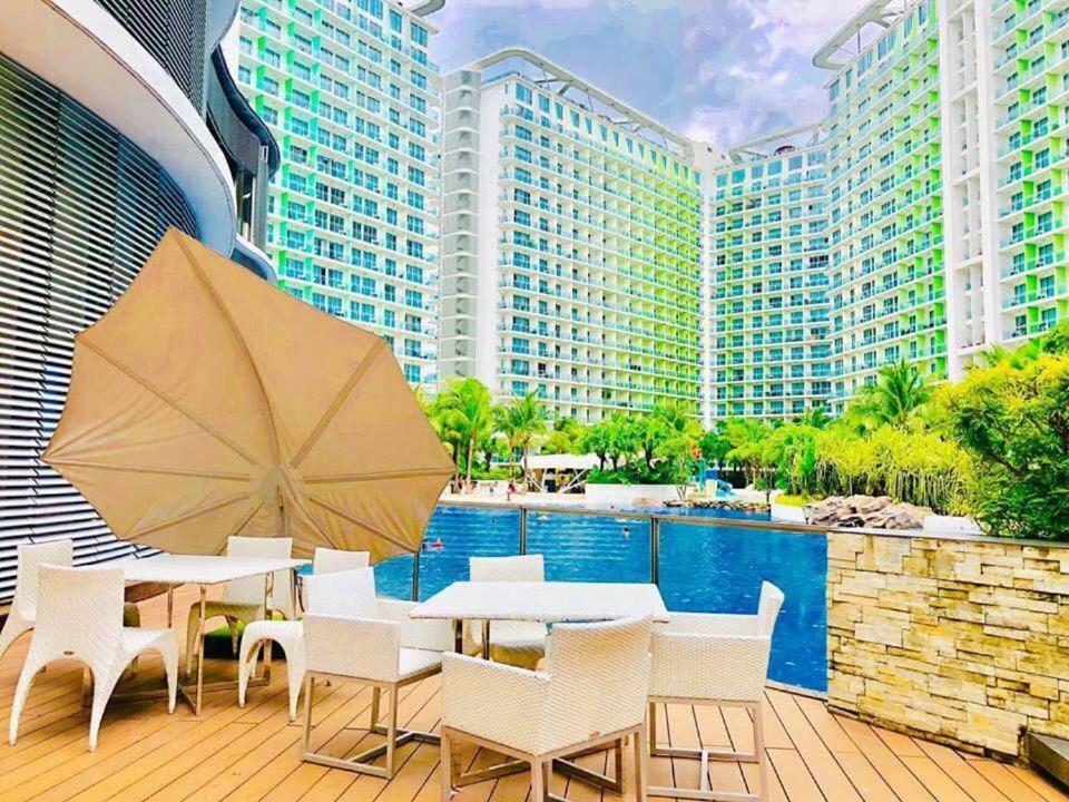 Azure Urban Resort A3 Near Airport Mall With Balcony Wavepool Manila Dış mekan fotoğraf